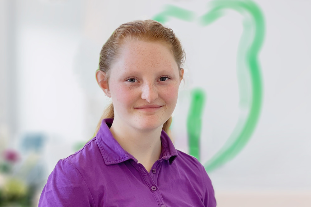 Kieferorthopädin Bonn – Gröne – Team – Kieferorthopädin Bonn – Gröne – Team – Laura Faßbender Kieferorthopädin Bonn - Gröne - Team - Kieferorthopädin Bonn - Gröne - Team - Laura Faßbender