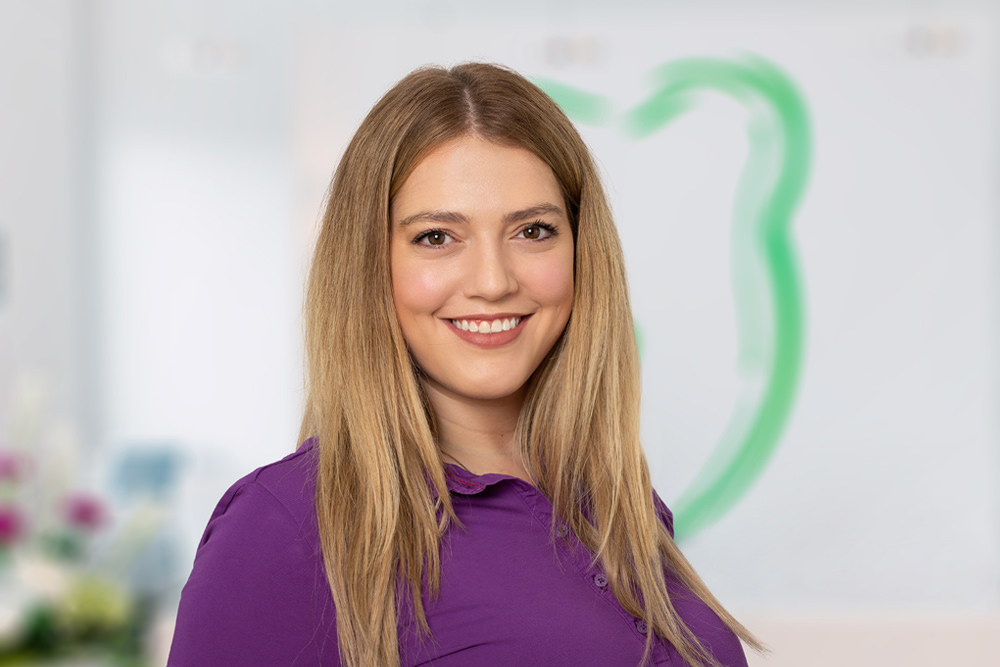 Kieferorthopädin Bonn – Gröne – Team – Elisabeth Bereczky Kieferorthopädin Bonn - Gröne - Team - Elisabeth Bereczky