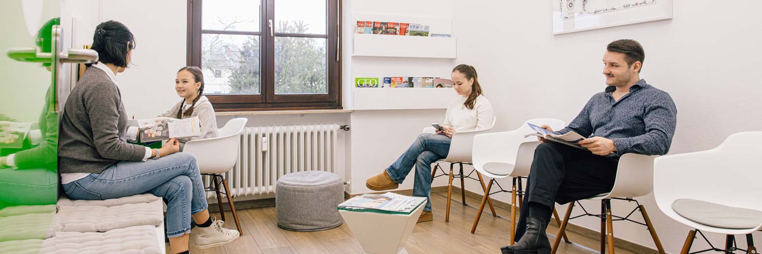 Kieferorthopädin Bonn - Gröne - Wartezimmer